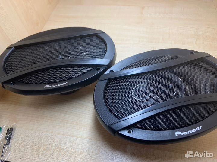 Колонки в авто 16