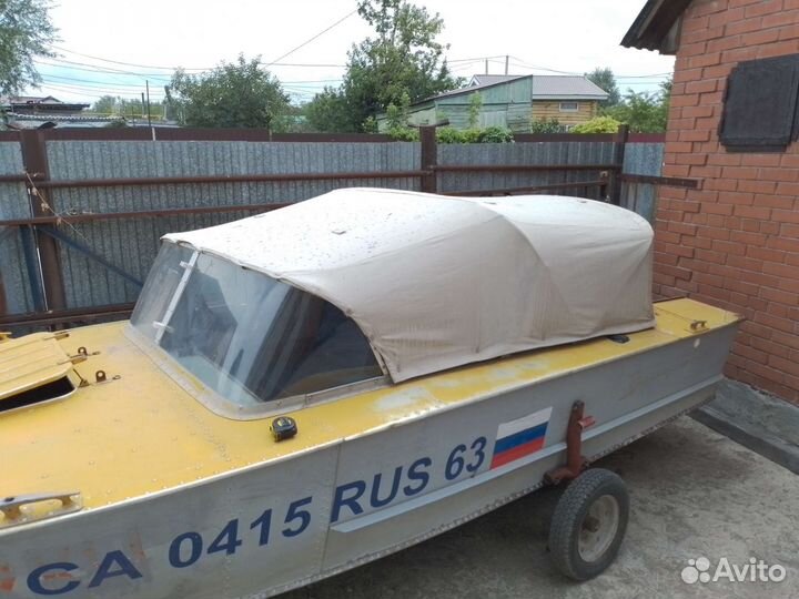 Моторная лодка Прогресс 2