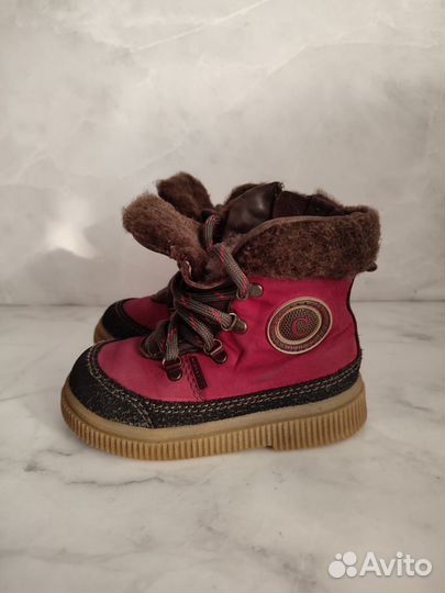 Ботинки для девочек Лель 24