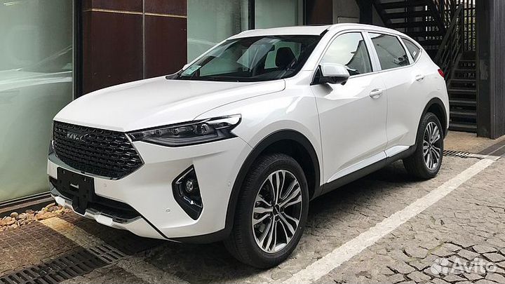 Работники на автомобильный завод. Вахта