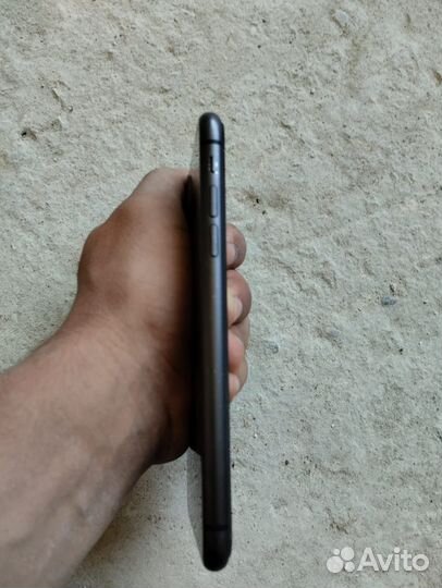 Телефон iPhone 11 128 gb
