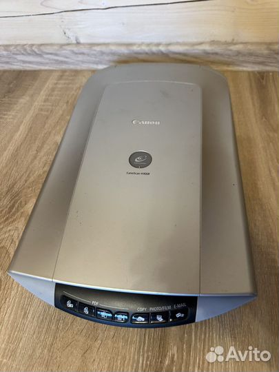 Сканер Canon CanoScan 4400F
