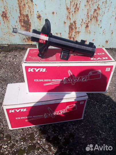 Амортизаторы KYB для Hyundai i30 передние