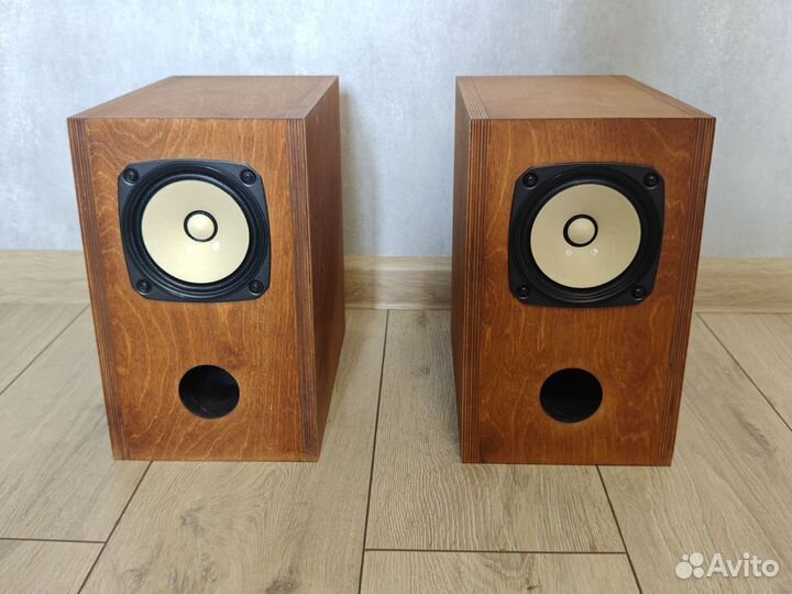 Широкополосная акустика на Fostex fe126en