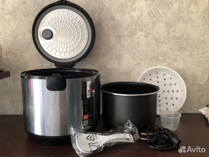 Мультиварка Redmond