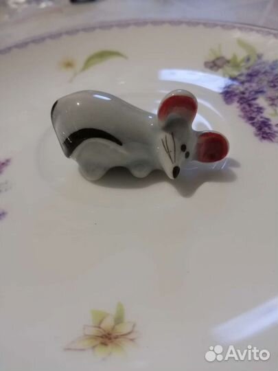 Статуэтки фигурки гжель