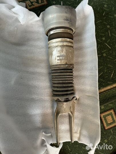 Пневомостойки Panamera 970 в сборе