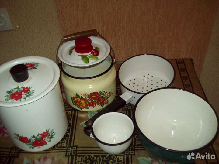 Посуда СССР новая- миски,кружки ковши.кастрюли