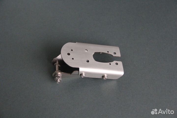 Крепление датчика эхолота Гармин