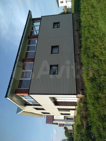 Коттедж 196,6 м² на участке 14 сот.