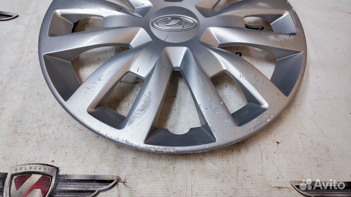 Колпак колеса R15 LADA Vesta 2015-2023 год