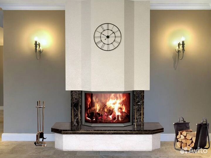 Облицовка камина из светлого мрамора