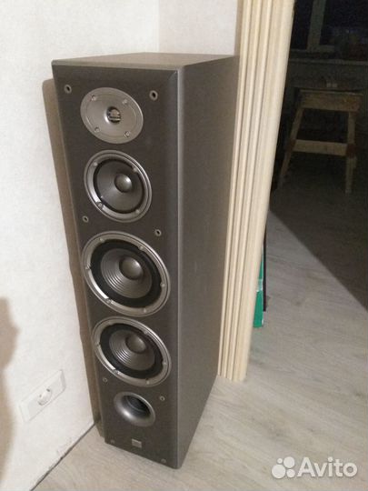 Колонки JBL E80 и Сабвуфер JBL, цвет серебро