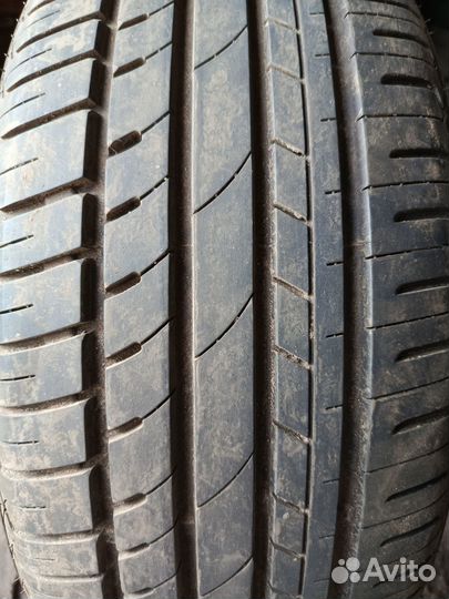 Charmhoo Sports T1 215/55 R17 94V