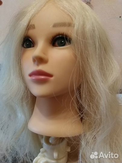 Учебная голова- манекен со штативом