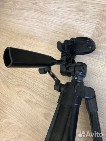 Штатив для фотоаппарата Polaroid