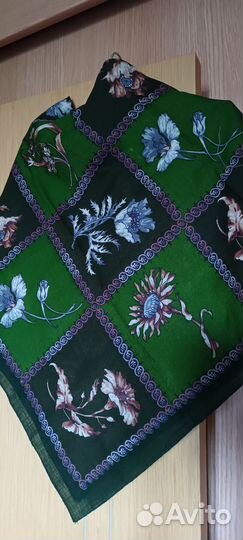 Павловопосадский шерстяной платок