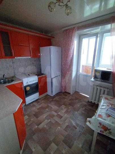 2-к. квартира, 58 м², 6/10 эт.
