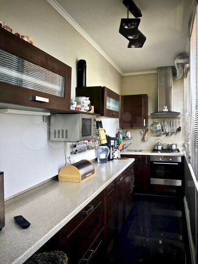 3-к. квартира, 120 м², 2/6 эт.