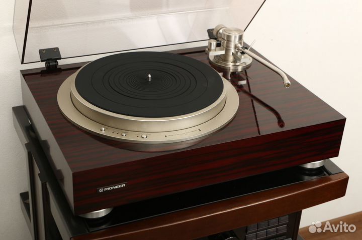 Проигрыватель винила Pioneer PL-70