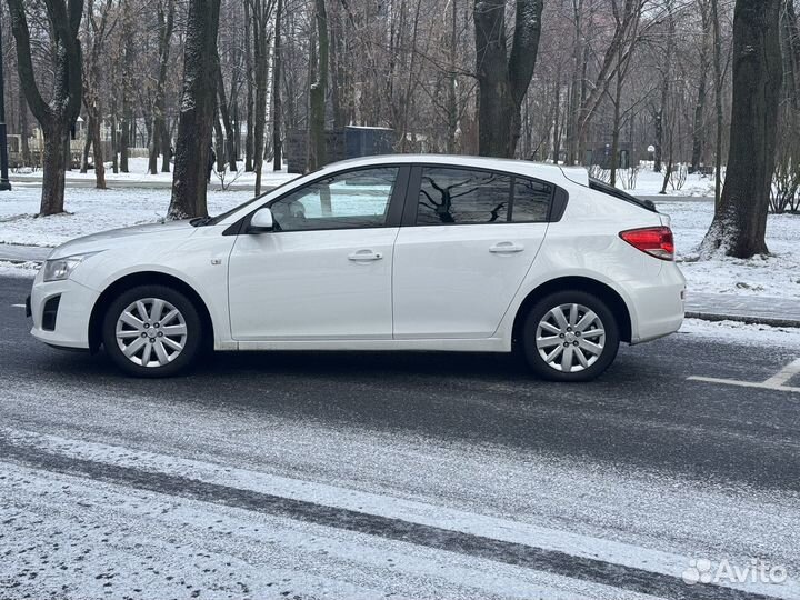 Chevrolet Cruze 1.6 AT, 2012, 177 000 км