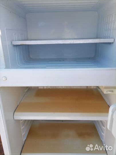 Холодильник бу. Атлант