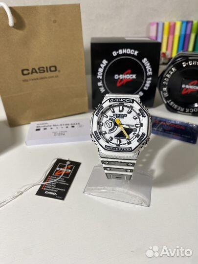 Часы Casio G-Shock GA-2100