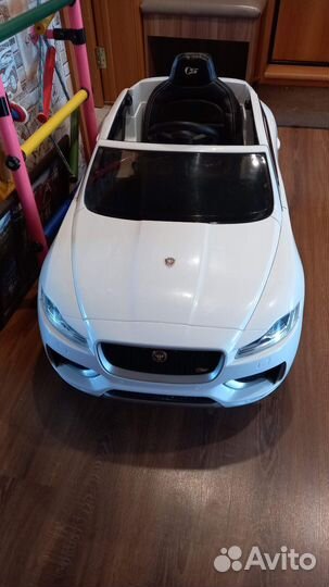 Детский электромобиль