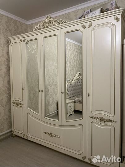 Спальный гарнитур бу