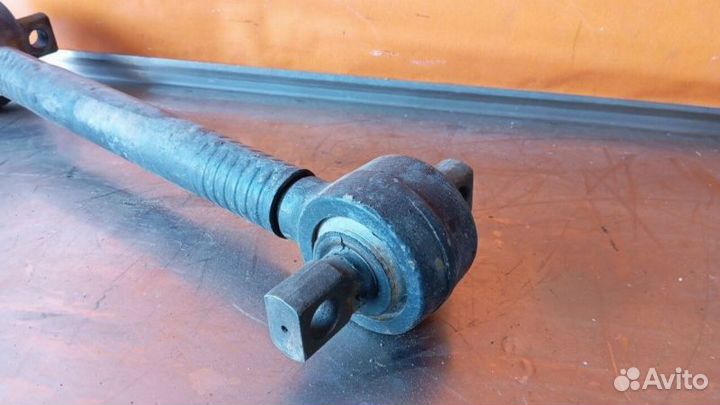 Реактивная тяга Mercedes-Benz Actros