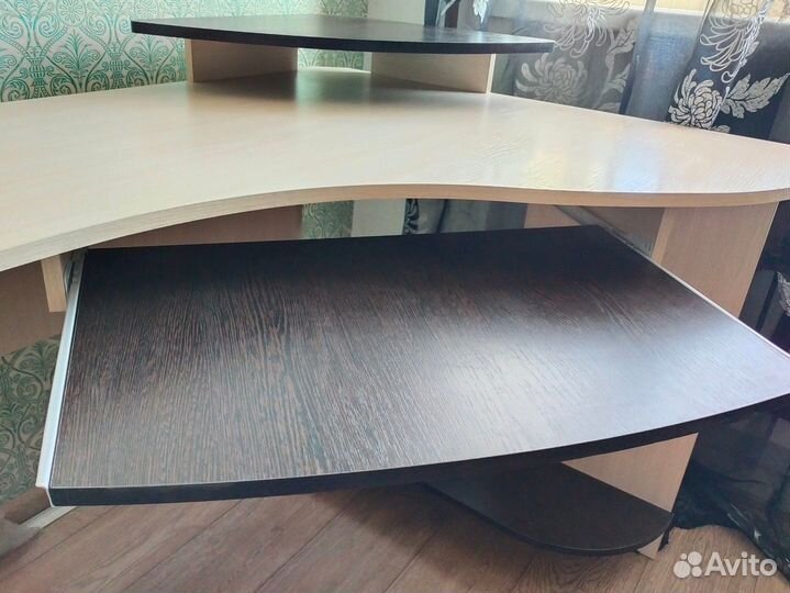 Компьютерный стол б/у