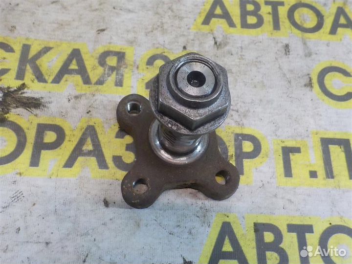 Цапфа Renault Duster 2012