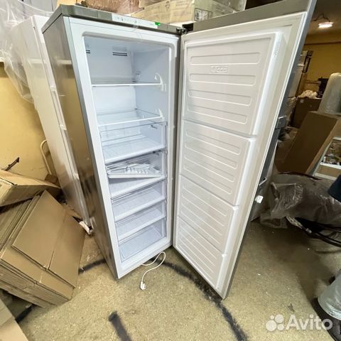 Морозильник Beko B1rfnk292S, чуть заметная царапин