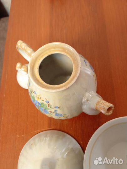 Чайник и сахарница фарфоровый 1992г