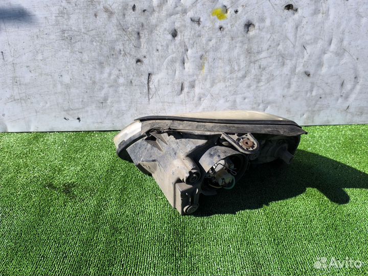 Фара Kia Rio 1 рестайлинг (дефект)