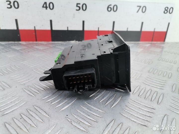 Кнопка стеклоподъемника для Volvo S60 1 30658147