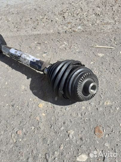 Привод колеса переднего правого BMW X4, 2018г