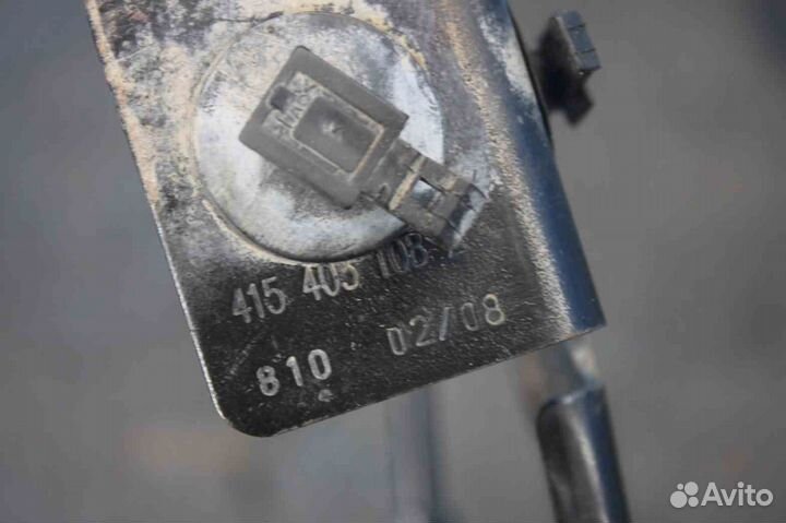 Кронштейн компрессора пневмоподвески Audi A6 (Ауди