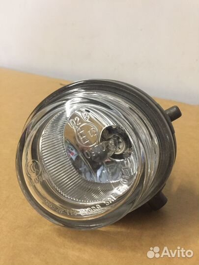 Фара противотуманная правая Мазда