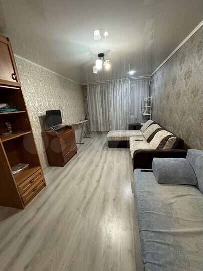 2-к. квартира, 56 м², 9/9 эт.