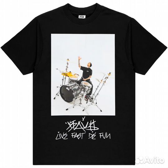 FTP Famous Skull Travis Barker футболка