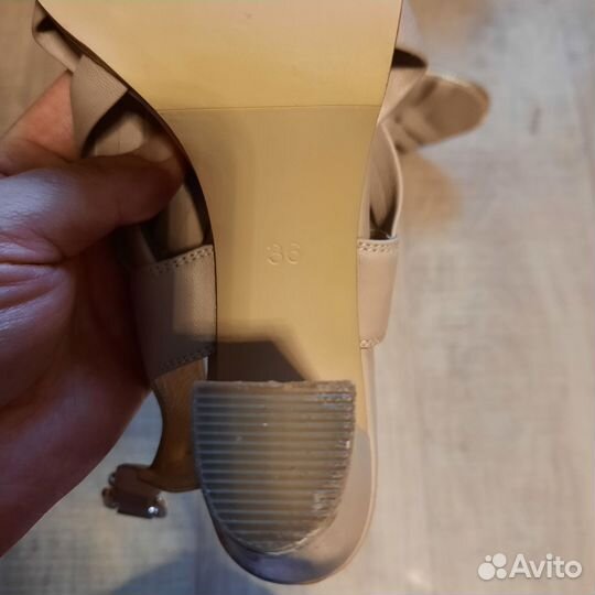 Босоножки 36 Rita Bravuro