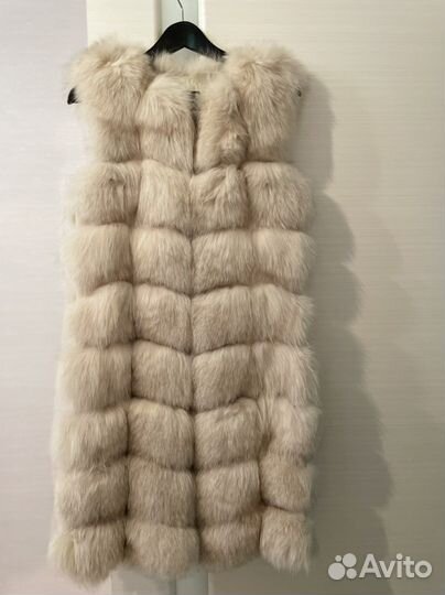 Жилетка меховая женская