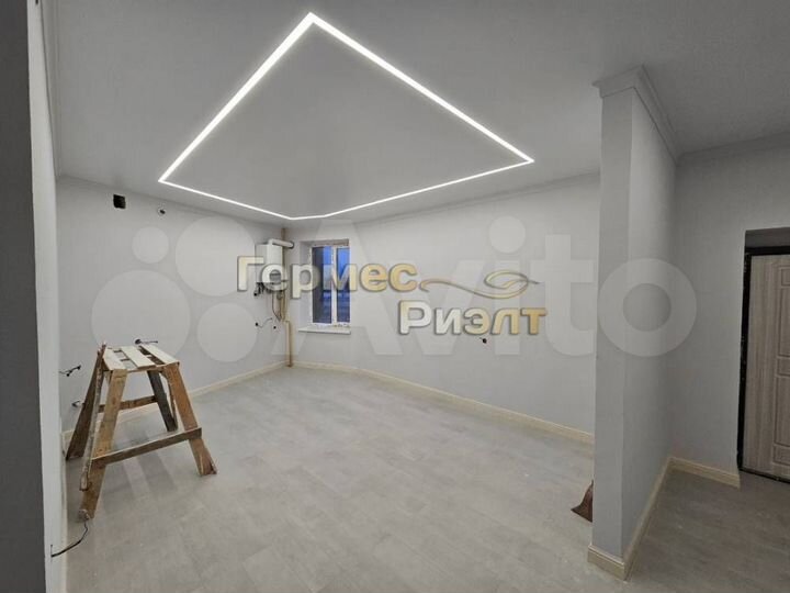 3-к. квартира, 93,3 м², 2/5 эт.