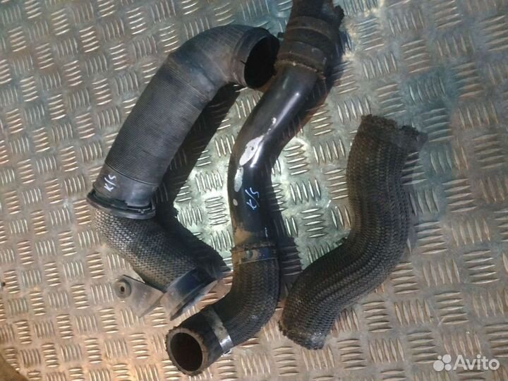 Патрубки Kia Sorento / Киа Соренто. 2002-2009 В ра