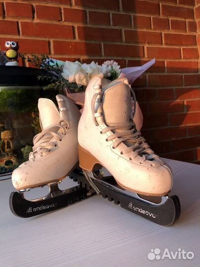 Фигурные коньки edea 195