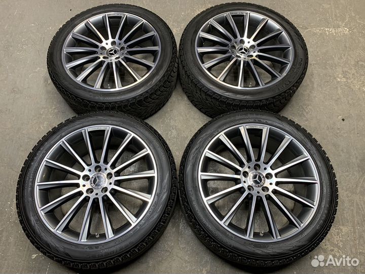 Комплект оригинальных зимних R20 AMG Mercedes GLC