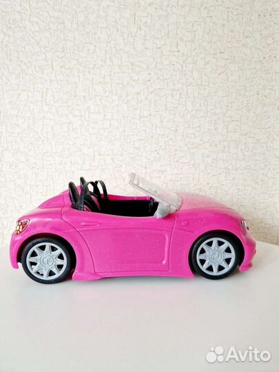 Кукла Barbie и розовый кабриолет
