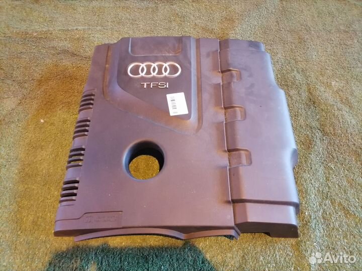 Декоративная крышка двс 06J103925L Audi A4 B8 8K5
