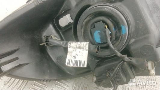 Фара правая nissan note E11 (1SK81MU01)